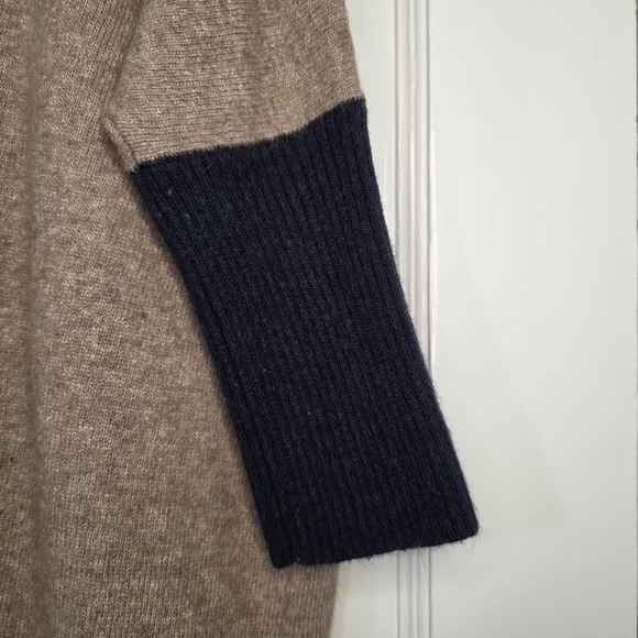 Charli London Wool-Blend Asymmetrical Sweater – One Size – Taupe, Navy - Picture 3 of 5